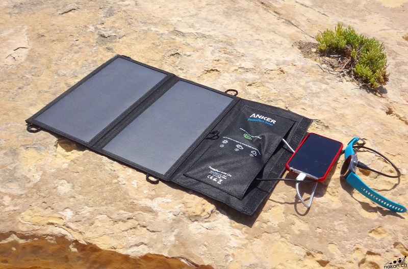 Solar charger mobile